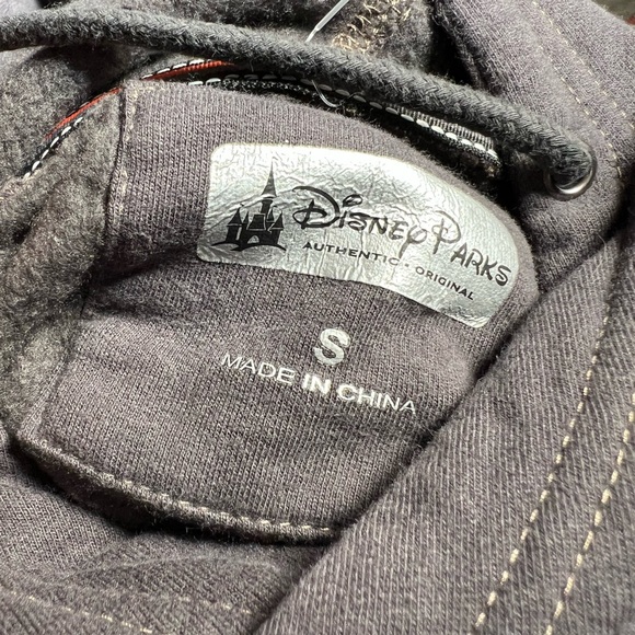 Disney Parks Authentic‎ Epcot Canada Hoodie- Small - Picture 9 of 10